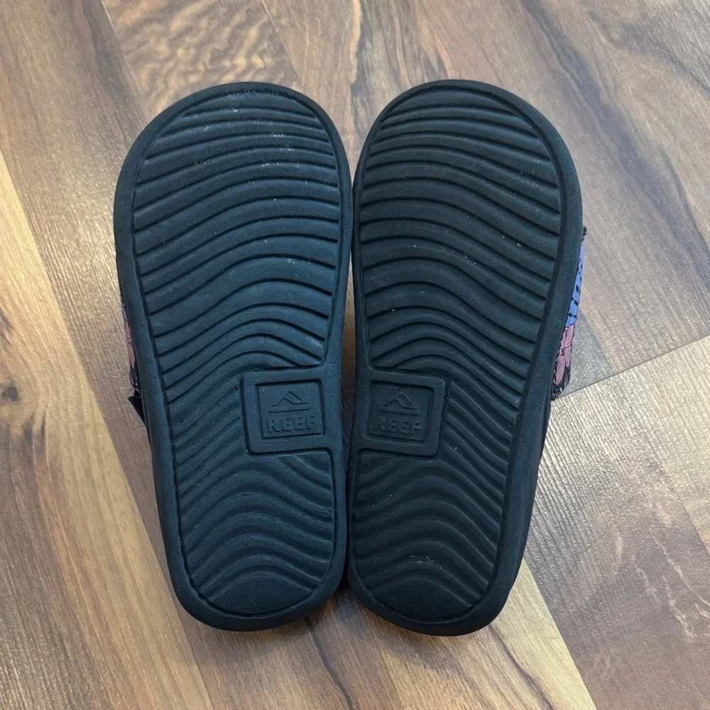 Reef Black kid Slides with Tropical Print size 12